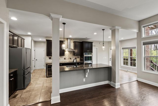 769 Lochmere Place, Lexington, KY 40509