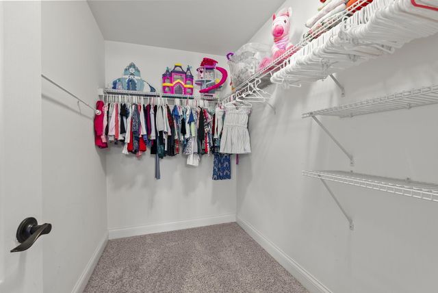 769 Lochmere Place, Lexington, KY 40509