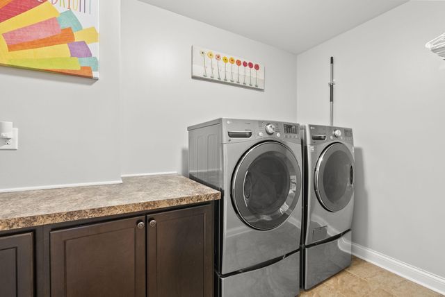 769 Lochmere Place, Lexington, KY 40509