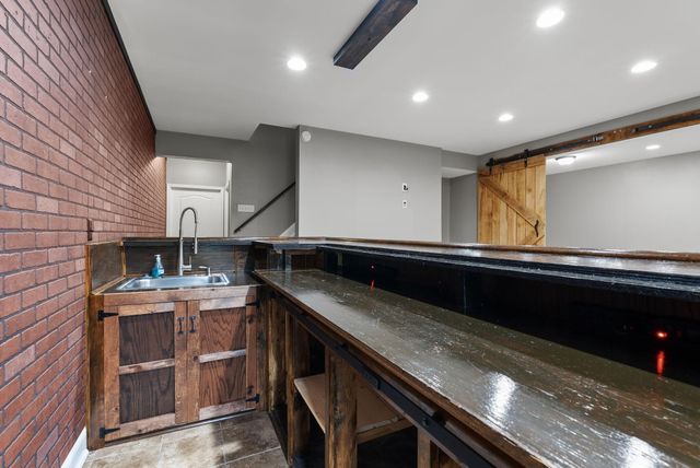 769 Lochmere Place, Lexington, KY 40509