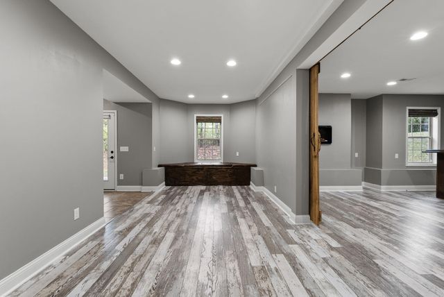 769 Lochmere Place, Lexington, KY 40509