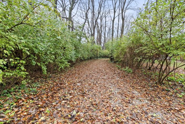 769 Lochmere Place, Lexington, KY 40509