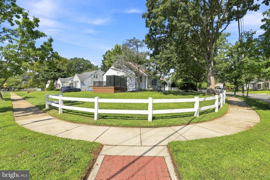 533 DUBOIS AVE, BARRINGTON, NJ 08007 — photo 5