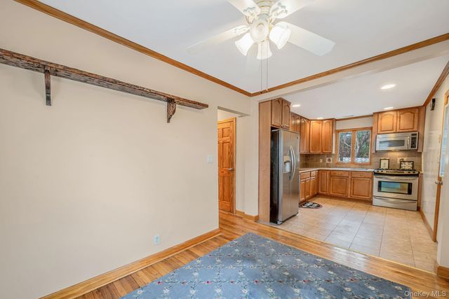1760 Slocum Street, Hewlett, NY 11557