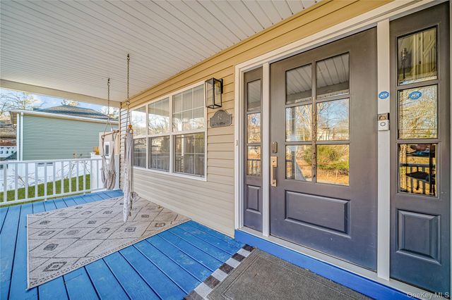 62 Sunburst Drive, Rocky Point, NY 11778