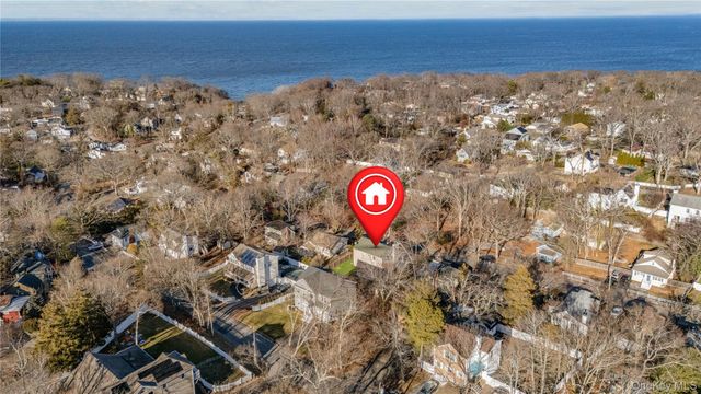 62 Sunburst Drive, Rocky Point, NY 11778