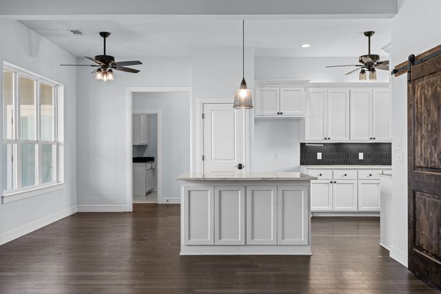 3971 Rs County Road 1605, Lone Oak, TX 75453
