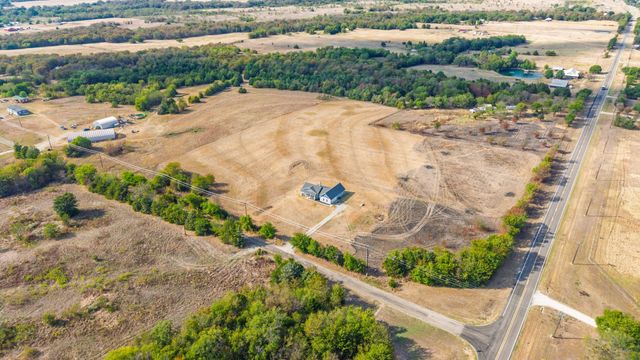 3971 Rs County Road 1605, Lone Oak, TX 75453