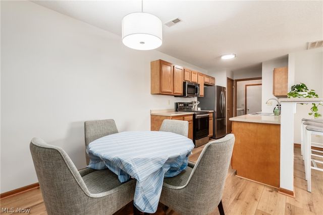 2660 Orchard Park, Zanesville, OH 43701