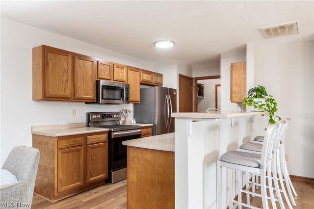 2660 Orchard Park, Zanesville, OH 43701