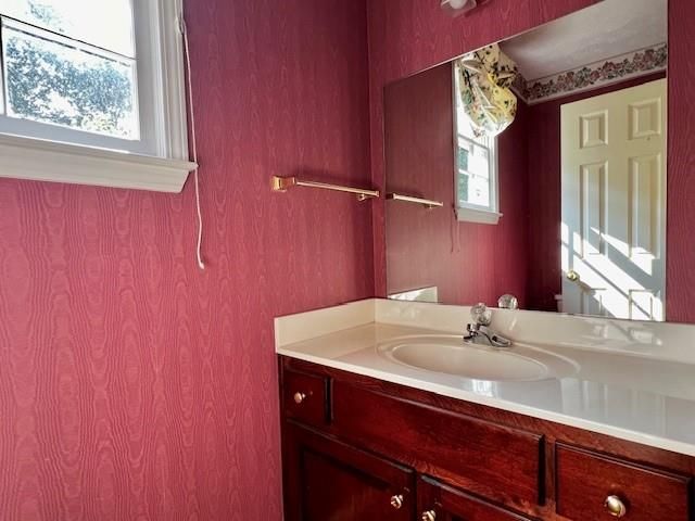 930 Cedar Bluff Trail SW, Lilburn, GA 30047