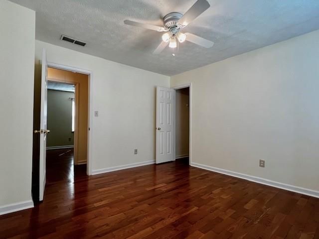 930 Cedar Bluff Trail SW, Lilburn, GA 30047