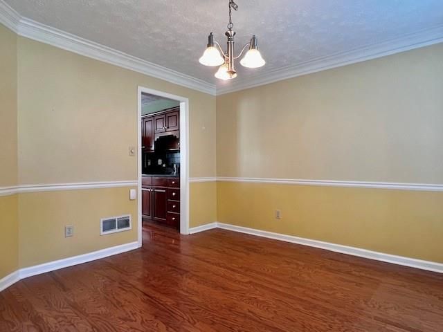 930 Cedar Bluff Trail SW, Lilburn, GA 30047
