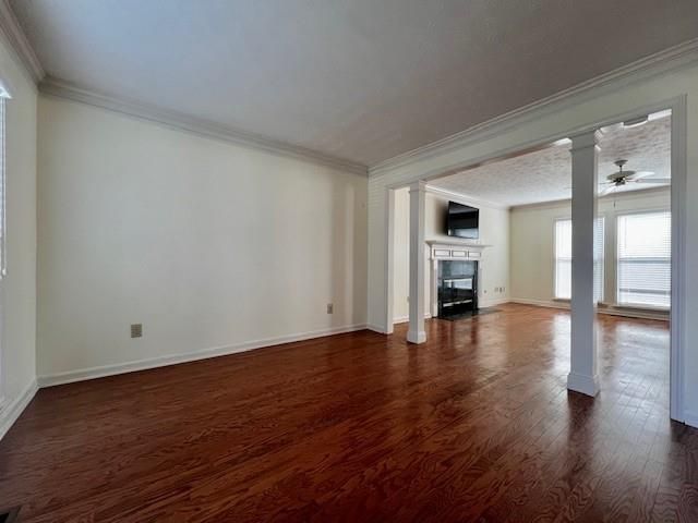 930 Cedar Bluff Trail SW, Lilburn, GA 30047