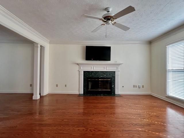930 Cedar Bluff Trail SW, Lilburn, GA 30047