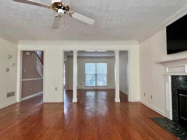 930 Cedar Bluff Trail SW, Lilburn, GA 30047