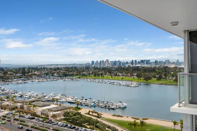 1810 Avenida Del Mundo 1606, Coronado, CA 92118