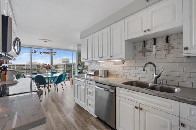1810 Avenida Del Mundo 1606, Coronado, CA 92118