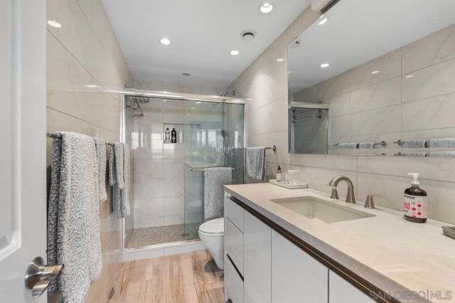 1810 Avenida Del Mundo 1606, Coronado, CA 92118