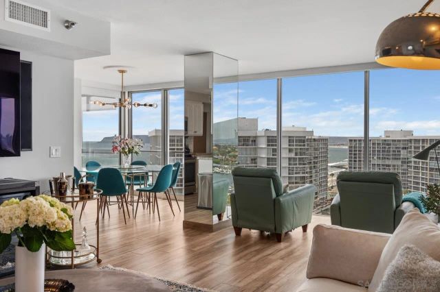 1810 Avenida Del Mundo 1606, Coronado, CA 92118