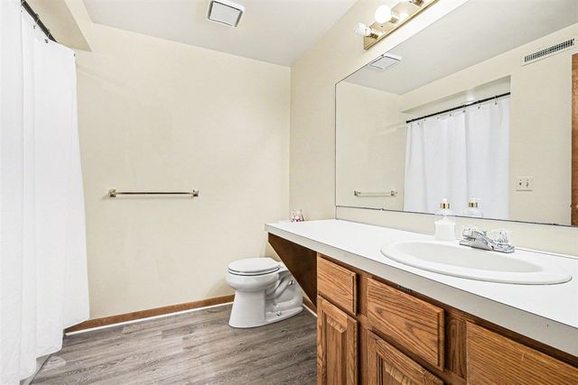 2869 Mulford Drive, Grand Rapids, MI 49546