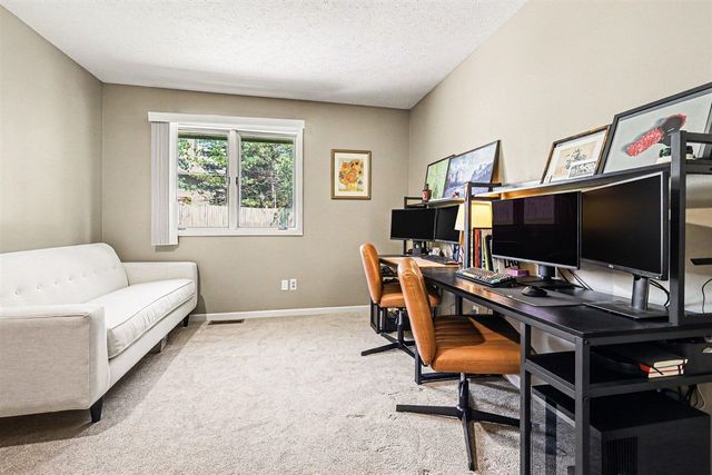 2869 Mulford Drive, Grand Rapids, MI 49546