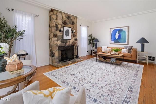 638 Glenmore Boulevard, Glendale, CA 91206