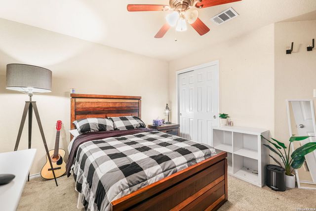 2949 ASHWOOD RD, Schertz, TX 78108