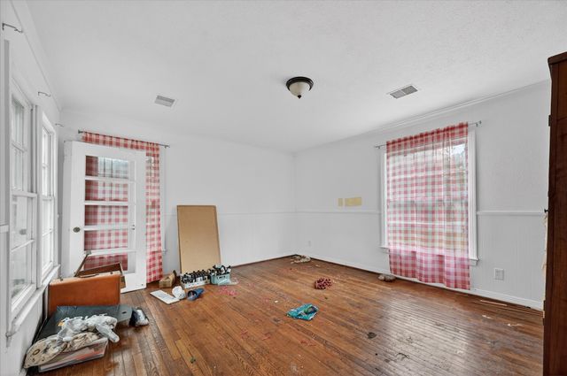 1148 Rock Creek Drive, Garland, TX 75040