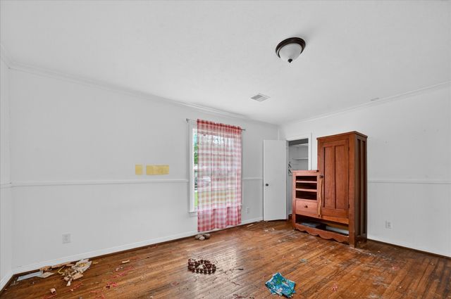 1148 Rock Creek Drive, Garland, TX 75040