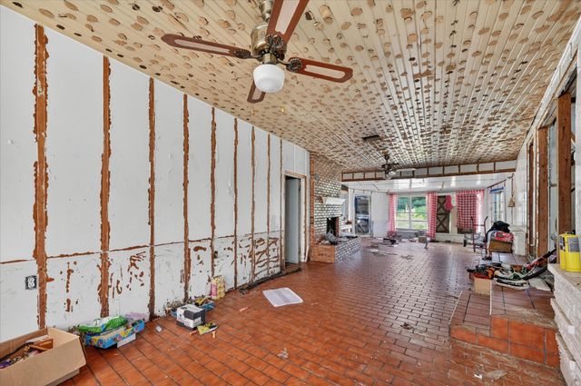 1148 Rock Creek Drive, Garland, TX 75040