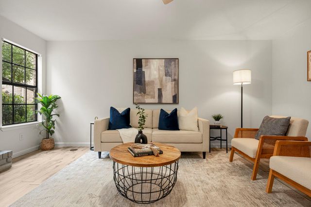 8400 Jamestown DR 310, Austin, TX 78758