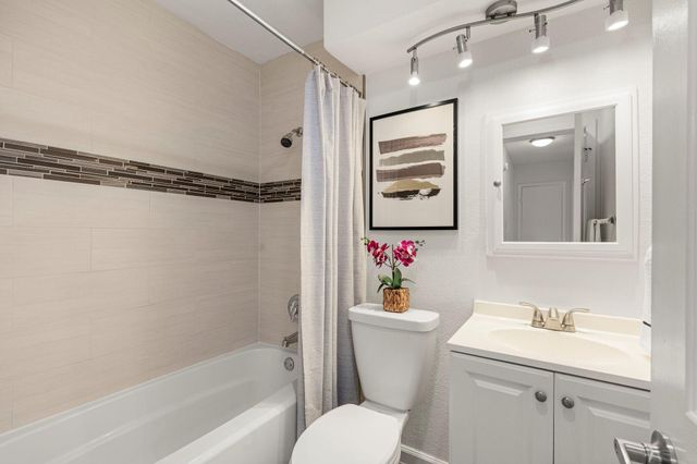 8400 Jamestown DR 310, Austin, TX 78758