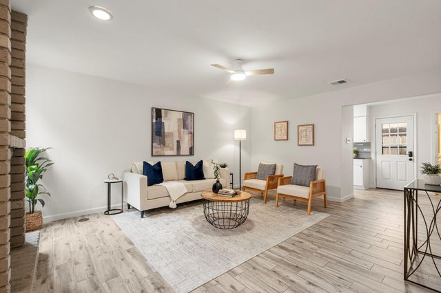 8400 Jamestown DR 310, Austin, TX 78758