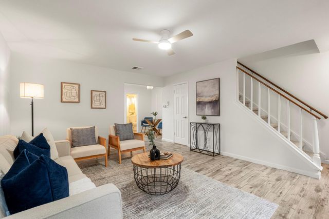 8400 Jamestown DR 310, Austin, TX 78758
