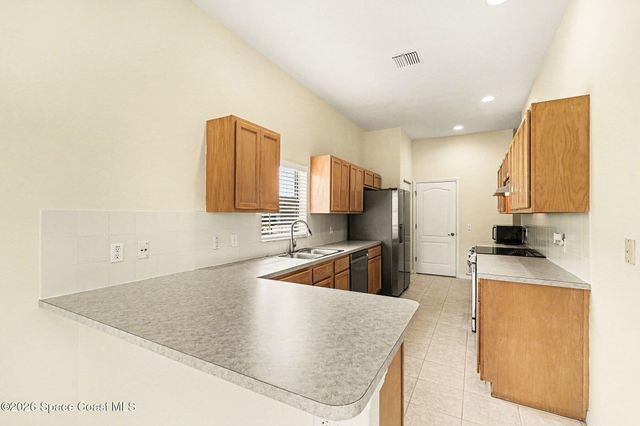 5392 Outlook Drive, Melbourne, FL 32940