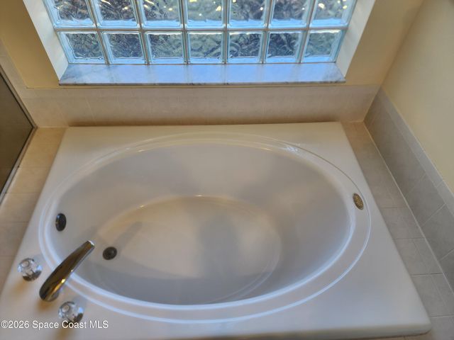 5392 Outlook Drive, Melbourne, FL 32940