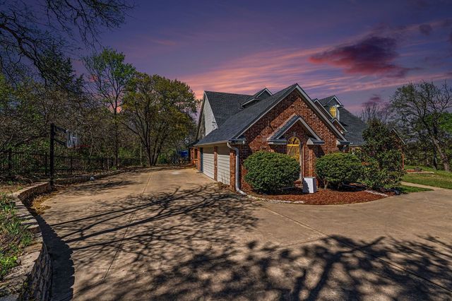 767 Farrar Road, Waxahachie, TX 75165