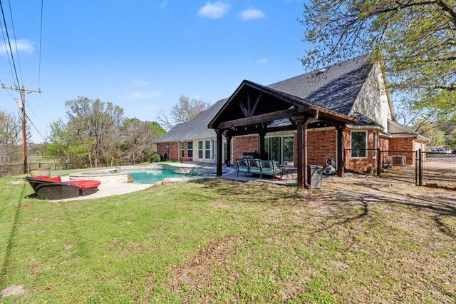 767 Farrar Road, Waxahachie, TX 75165