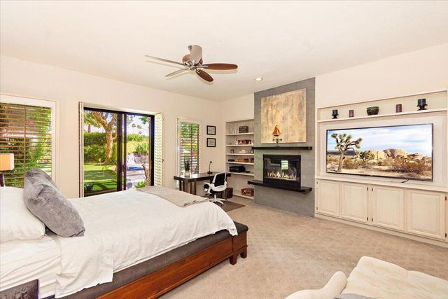 51 E Mission Palms Drive E, Rancho Mirage, CA 92270