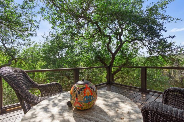 110 Windy Ridge LN, Wimberley, TX 78676