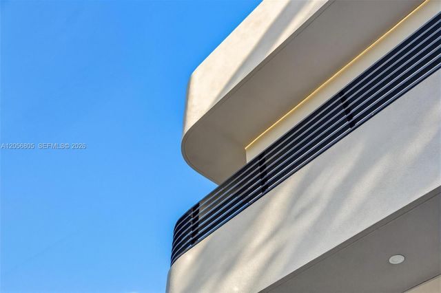 984 SW 10th Street 1, Miami, FL 33130