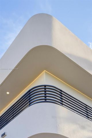 984 SW 10th Street 1, Miami, FL 33130