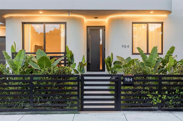 984 SW 10th Street 1, Miami, FL 33130