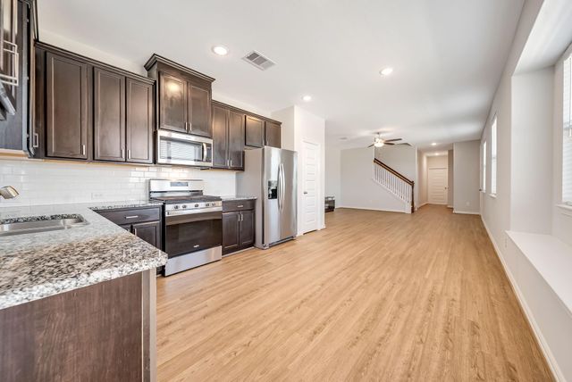 7114 Elgin Street, Pearland, TX 77584