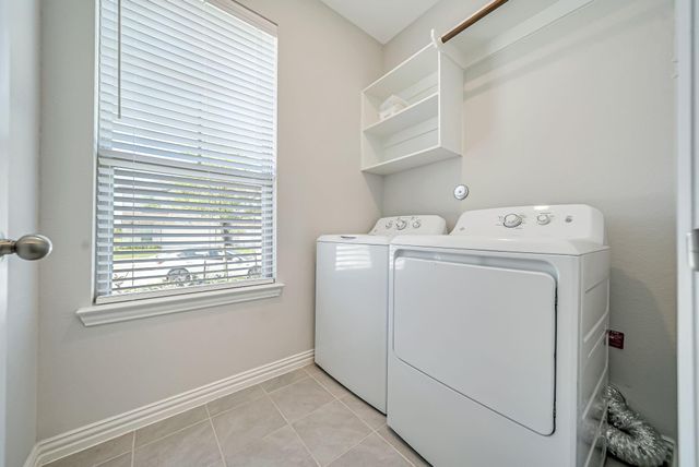 7114 Elgin Street, Pearland, TX 77584