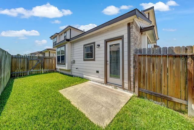 7114 Elgin Street, Pearland, TX 77584