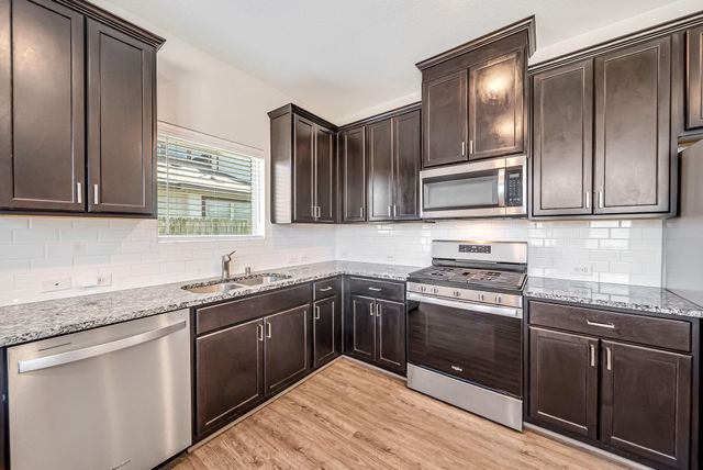 7114 Elgin Street, Pearland, TX 77584