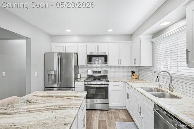 614 Gardenia Avenue, Royal Oak, MI 48067