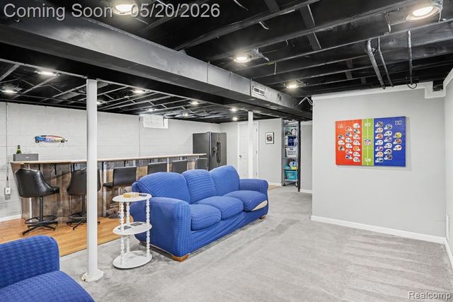 614 Gardenia Avenue, Royal Oak, MI 48067